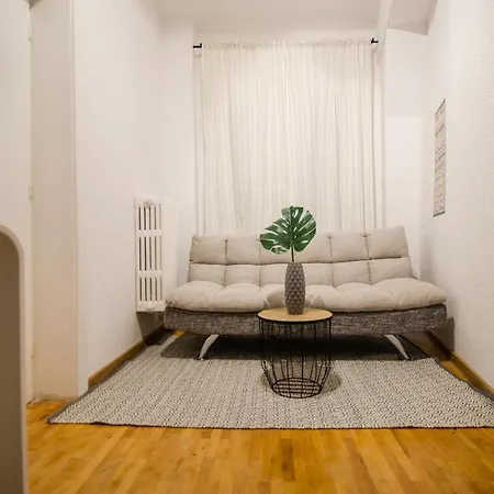 Deluxe Old Town Central Apt. 3rooms *