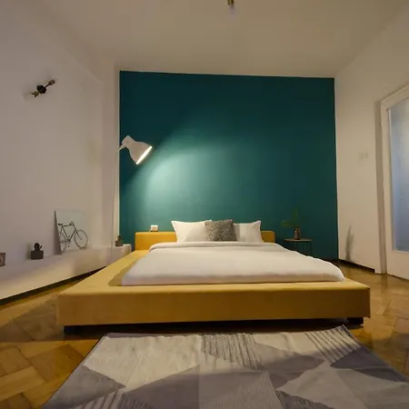 Deluxe Old Town Central Apt. 3rooms * Bucharest